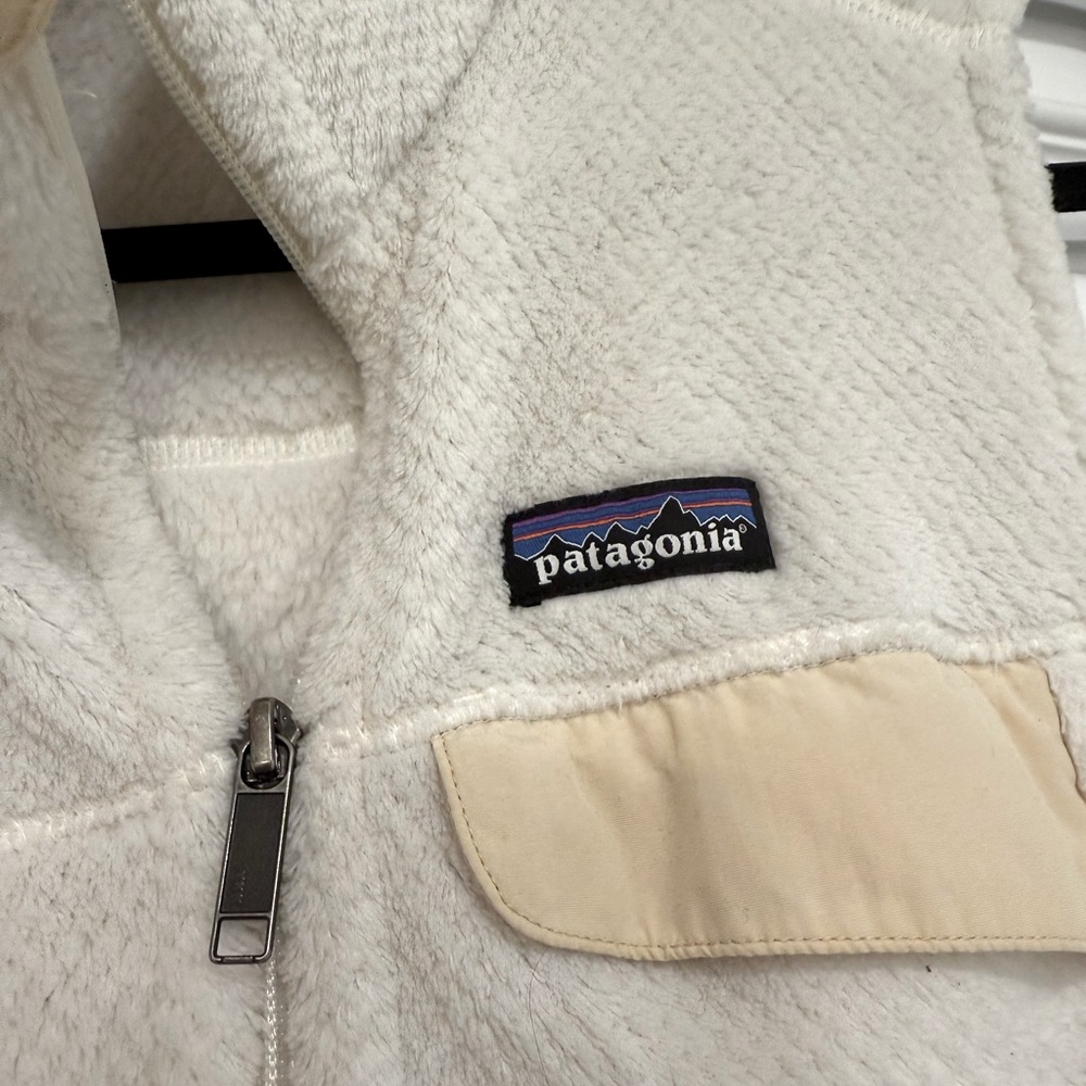Patagonia fleece vest